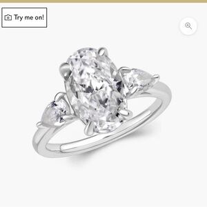 Elegant Silver Women's Ring